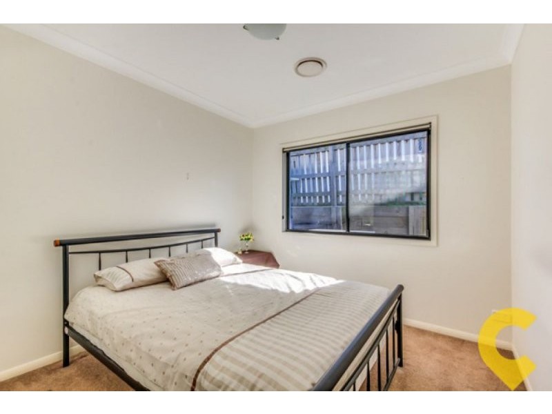 17 Penambul Crescent, Ferny Hills QLD 4055