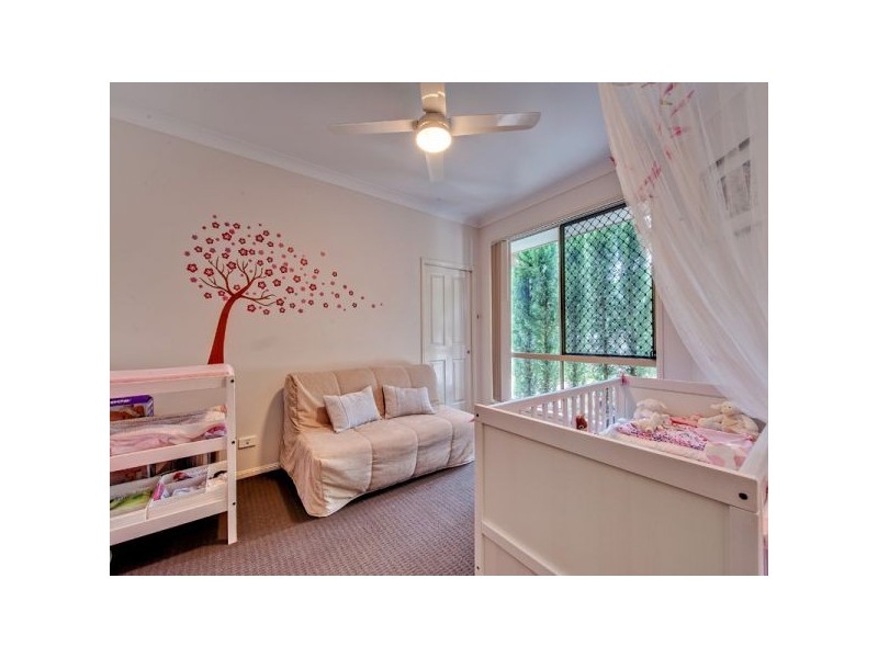 5 Hayes Avenue, Camira QLD 4300