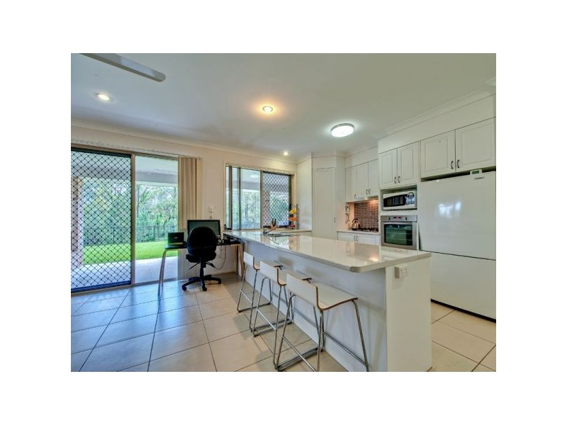 5 Hayes Avenue, Camira QLD 4300