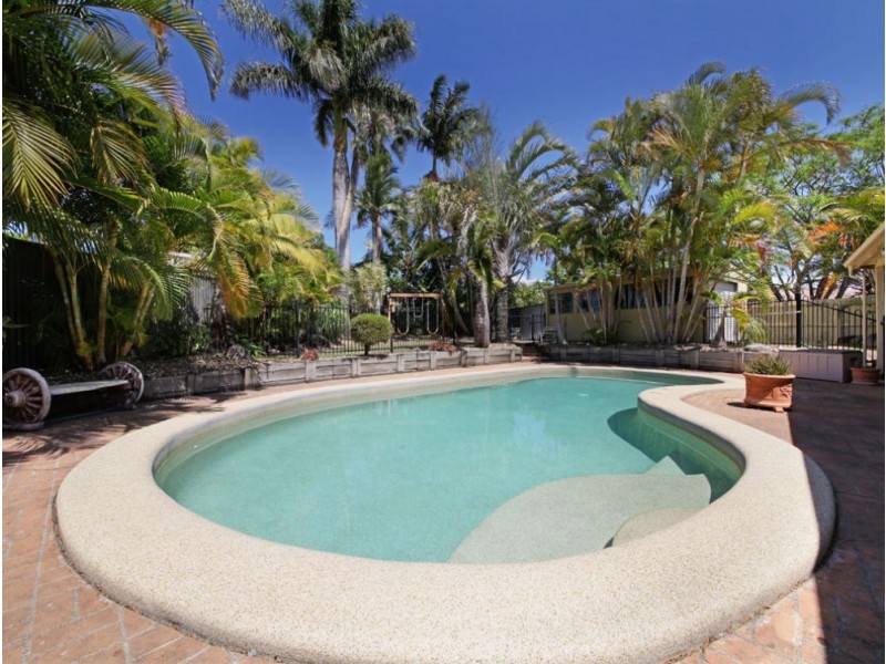 5 Angelina Court, Morayfield QLD 4506