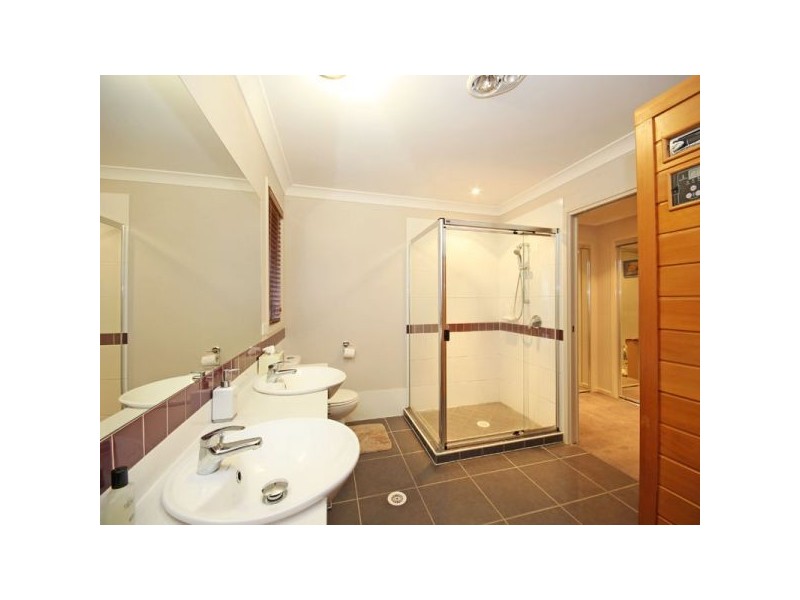 15 Fantail Crescent, Mango Hill QLD 4509