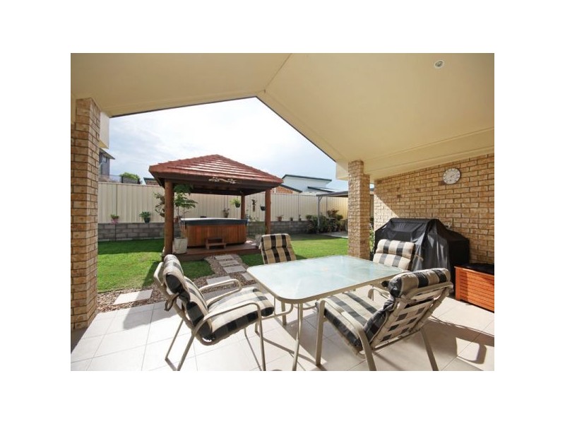 15 Fantail Crescent, Mango Hill QLD 4509