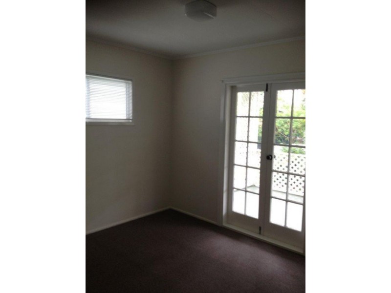 79 Longland Street, Redcliffe QLD 4020