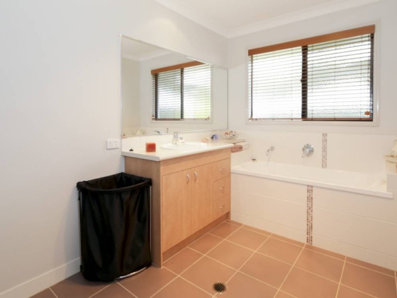 12 Kingtide Lane, Coomera Waters QLD 4209