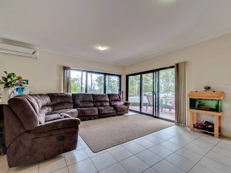 1/46 Woodlands Boulevard, Waterford QLD 4133