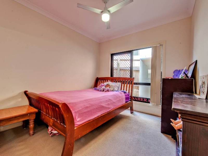 1/46 Woodlands Boulevard, Waterford QLD 4133