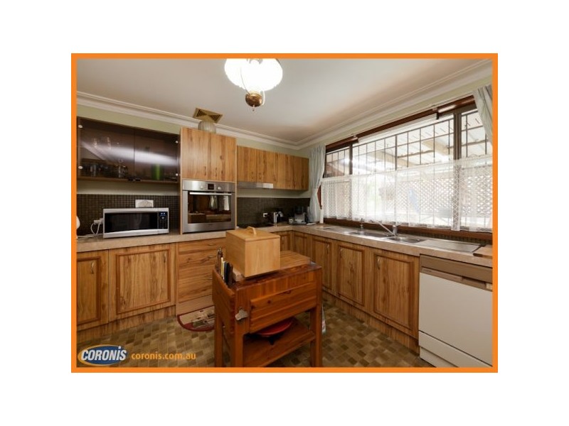 919 Creek Road, Carindale QLD 4152