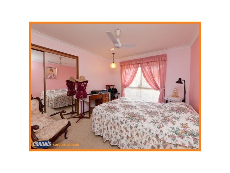 919 Creek Road, Carindale QLD 4152