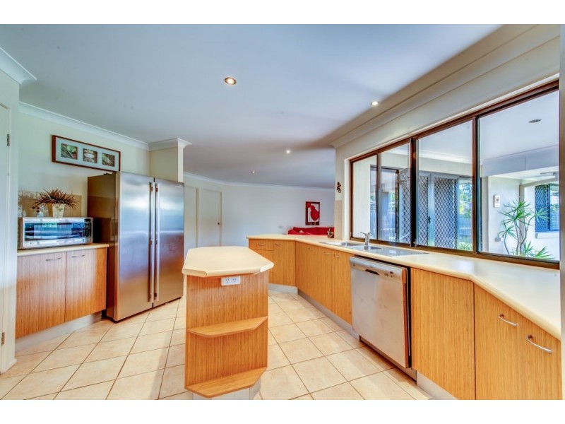 106 Lakeside Avenue, Springfield Lakes QLD 4300