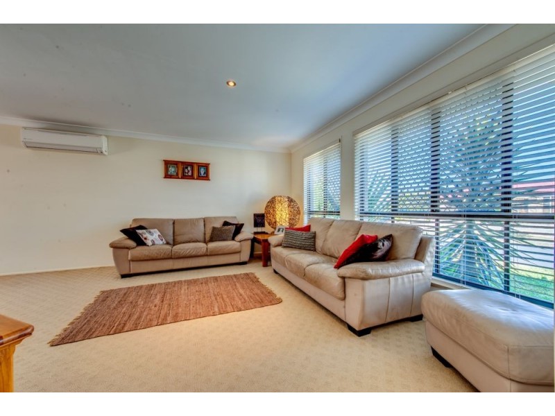 106 Lakeside Avenue, Springfield Lakes QLD 4300