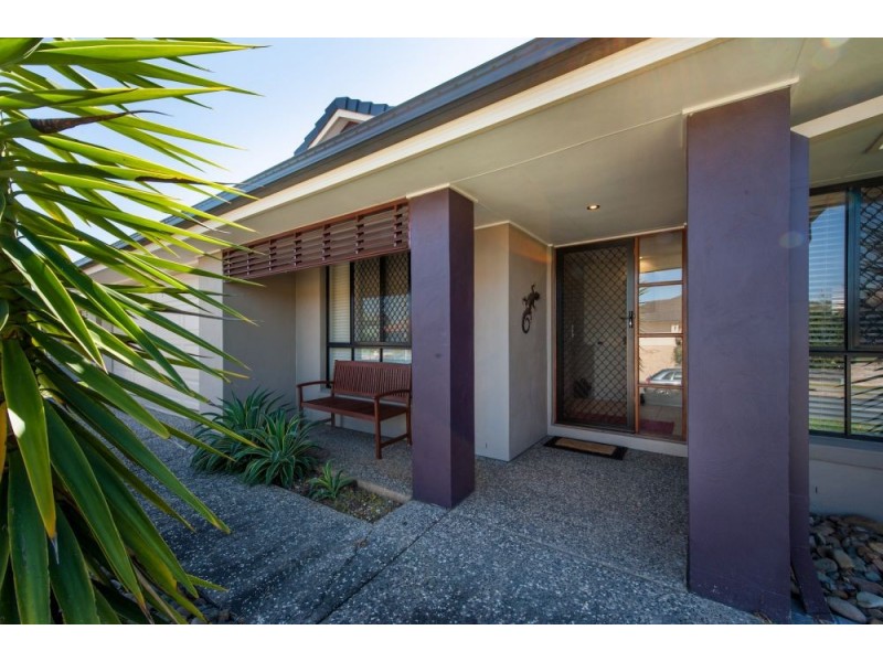 106 Lakeside Avenue, Springfield Lakes QLD 4300