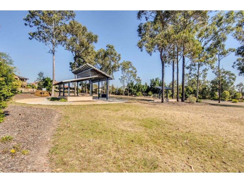 106 Lakeside Avenue, Springfield Lakes QLD 4300
