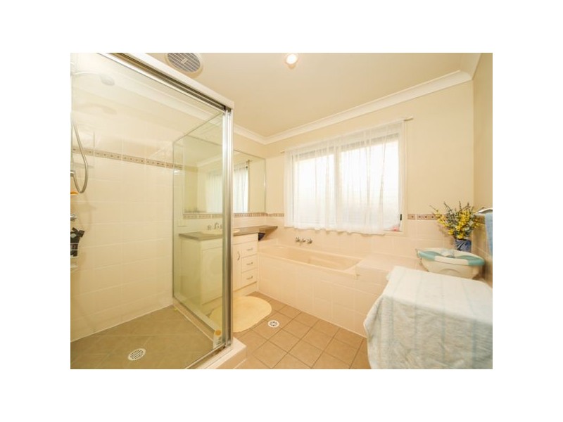 37 Billinghurst Crescent, Upper Coomera QLD 4209