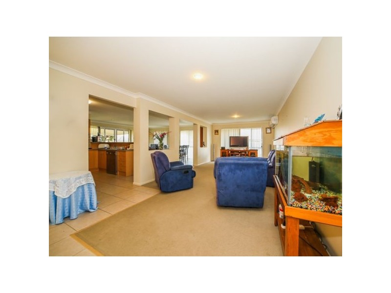 37 Billinghurst Crescent, Upper Coomera QLD 4209