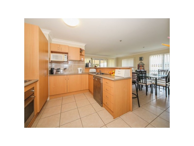 37 Billinghurst Crescent, Upper Coomera QLD 4209