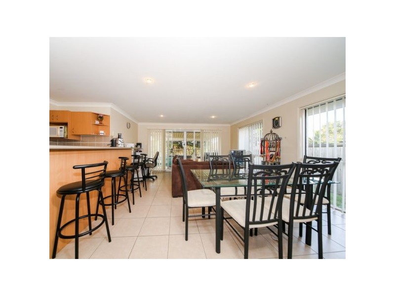 37 Billinghurst Crescent, Upper Coomera QLD 4209