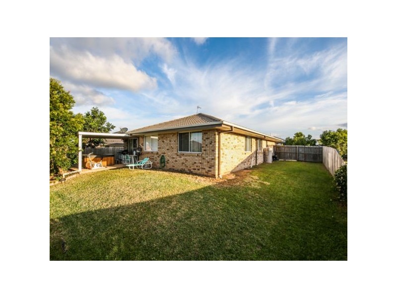 37 Billinghurst Crescent, Upper Coomera QLD 4209