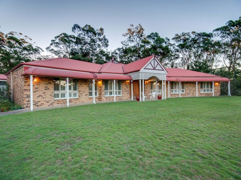 12 Lindale Court, Cashmere QLD 4500