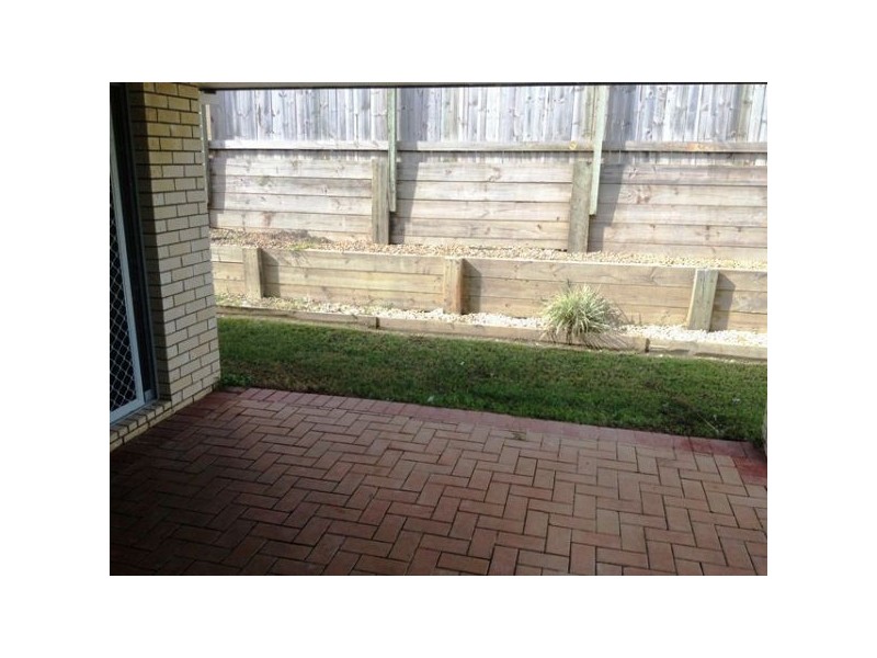 6 Daisy Street, Springfield Lakes QLD 4300