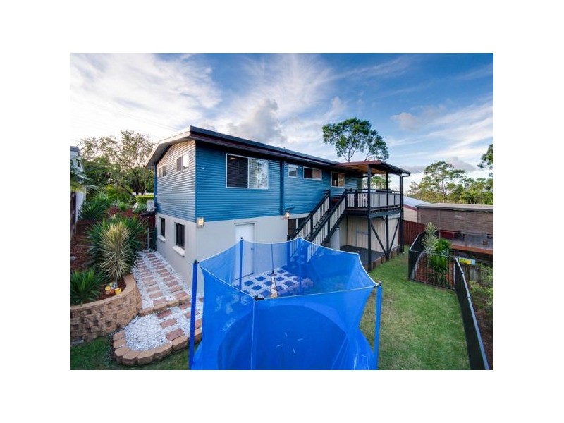 16 Hutton Road, Arana Hills QLD 4054