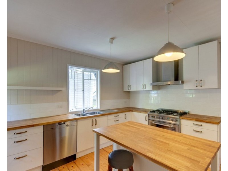 32 Goulburn Street, Gordon Park QLD 4031