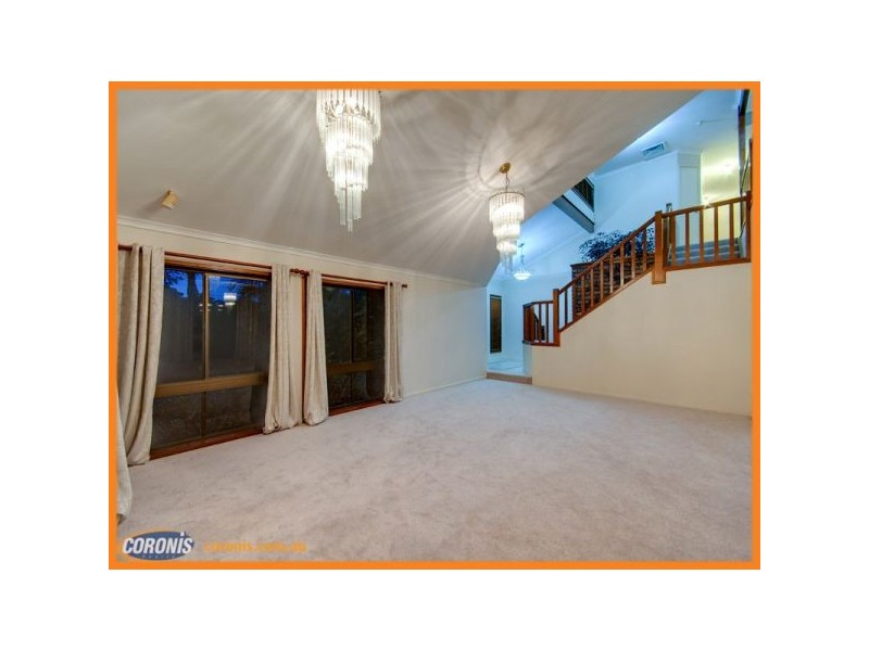 3 Rosella Court, Ferny Hills QLD 4055