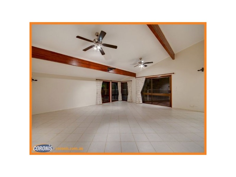 3 Rosella Court, Ferny Hills QLD 4055