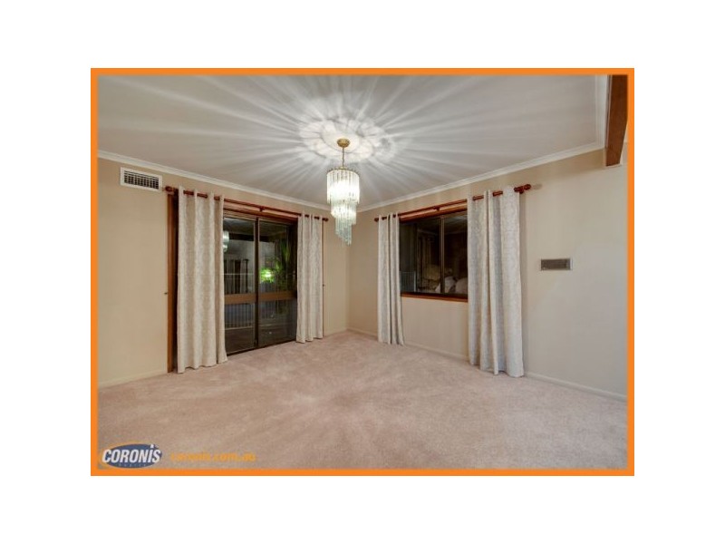 3 Rosella Court, Ferny Hills QLD 4055