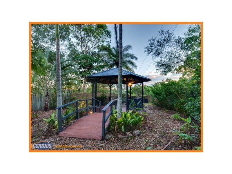 3 Rosella Court, Ferny Hills QLD 4055