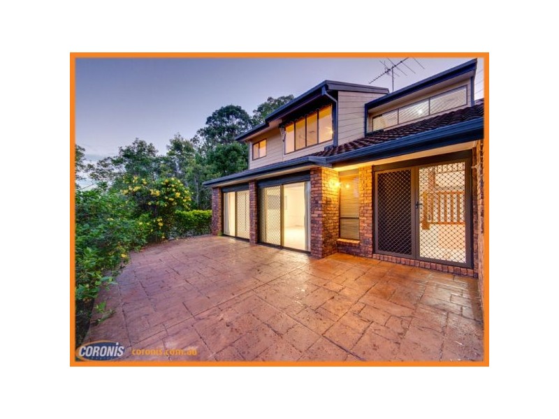 3 Rosella Court, Ferny Hills QLD 4055