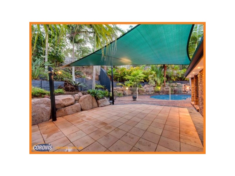 3 Rosella Court, Ferny Hills QLD 4055