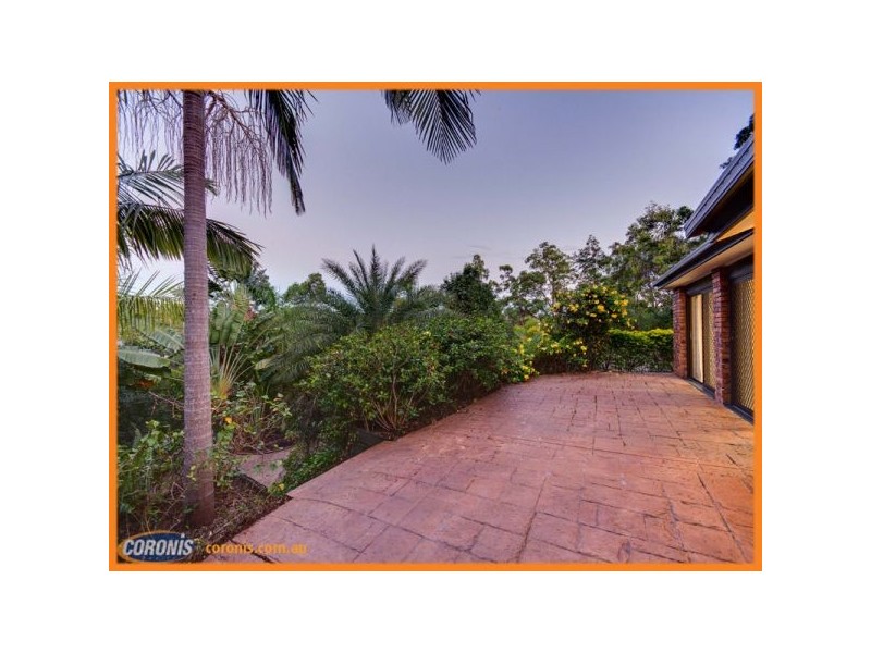 3 Rosella Court, Ferny Hills QLD 4055