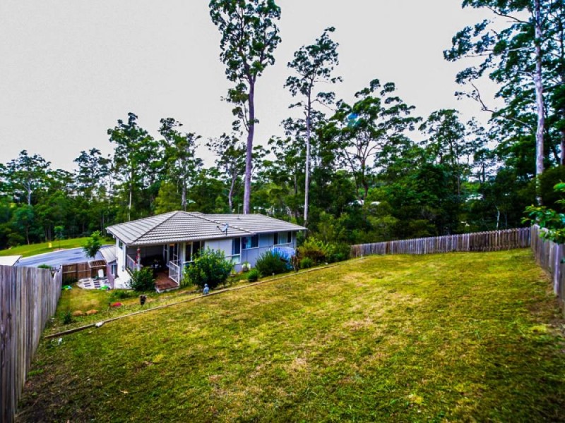 25 Finnin Court, Maudsland QLD 4210