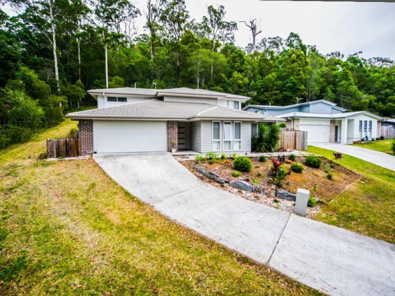 25 Finnin Court, Maudsland QLD 4210