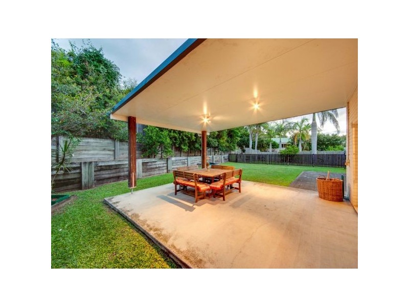 11 Rannoch Place, Ferny Grove QLD 4055