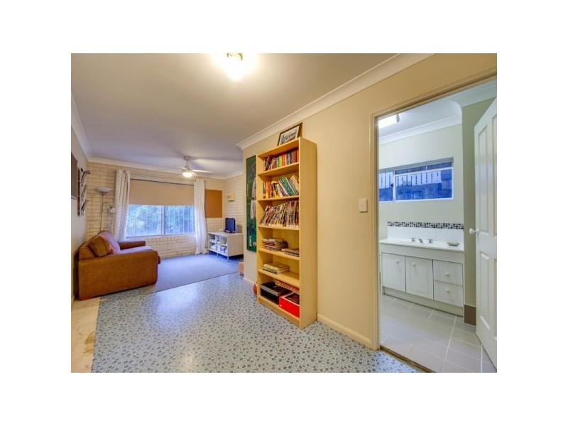 11 Rannoch Place, Ferny Grove QLD 4055