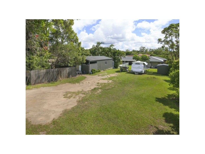 16 California Drive, Oxenford QLD 4210