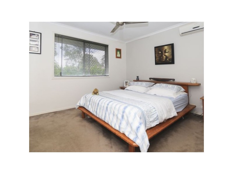 16 California Drive, Oxenford QLD 4210