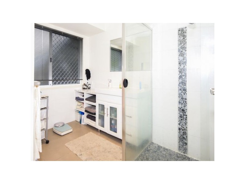 16 California Drive, Oxenford QLD 4210