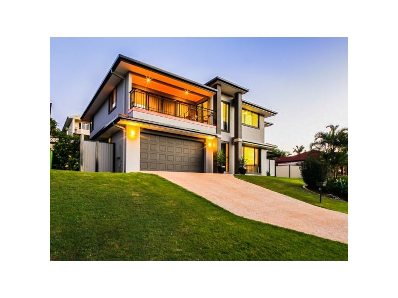 64 Graywillow Boulevard, Oxenford QLD 4210