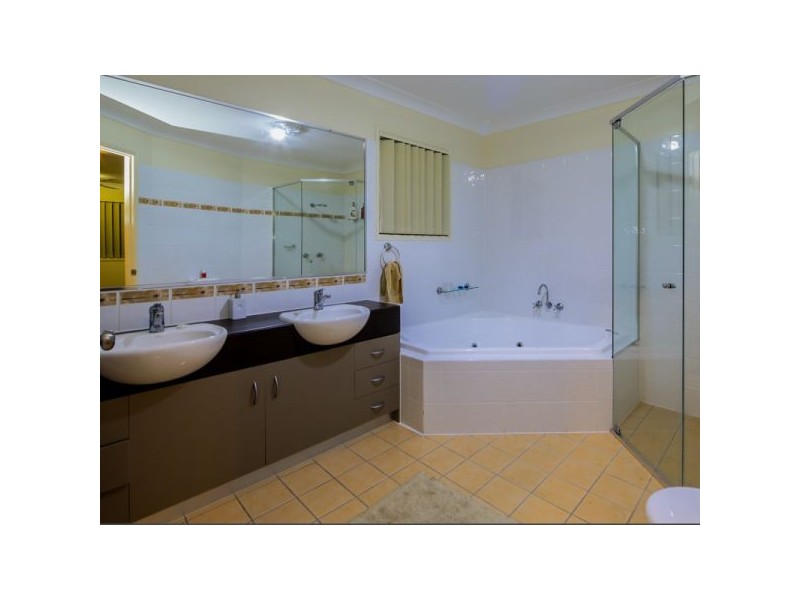 64 Graywillow Boulevard, Oxenford QLD 4210