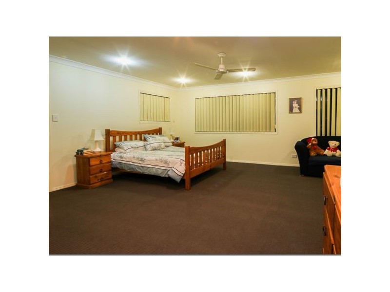 64 Graywillow Boulevard, Oxenford QLD 4210