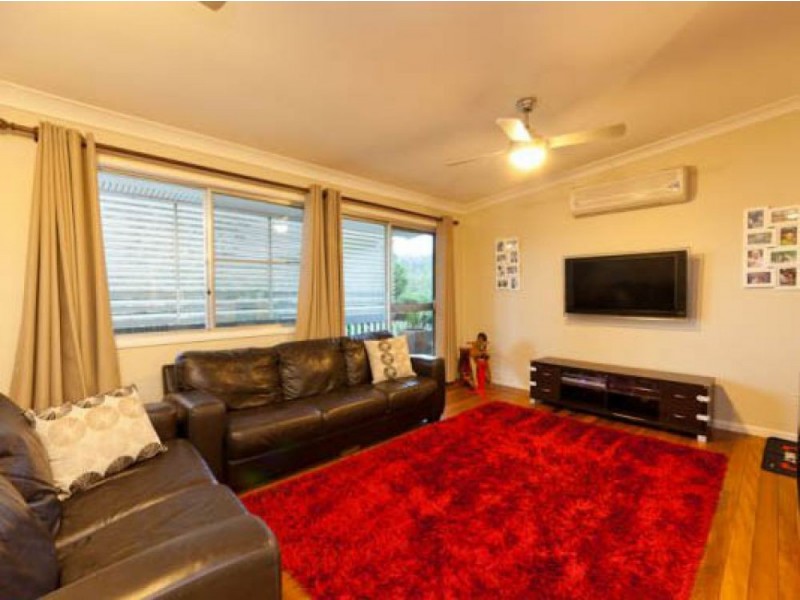 3 Pylara Crescent, Ferny Hills QLD 4055
