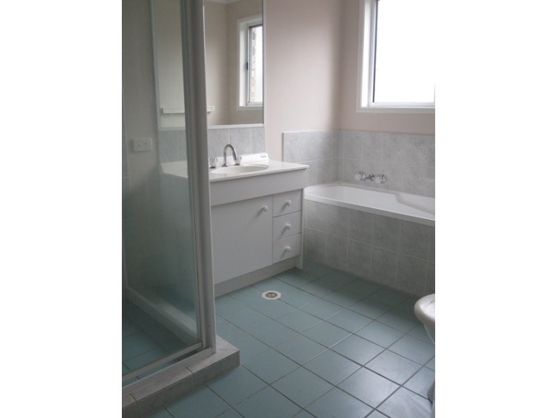 64 Hampstead Street, Forest Lake QLD 4078