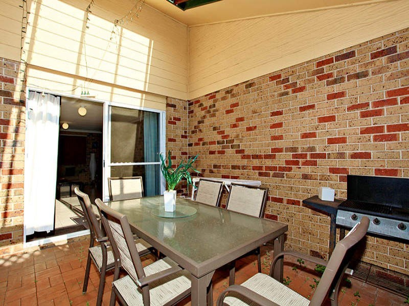 24 Evergreen Place, Forest Lake QLD 4078
