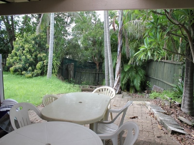 25 Hazelton Street, Riverhills QLD 4074