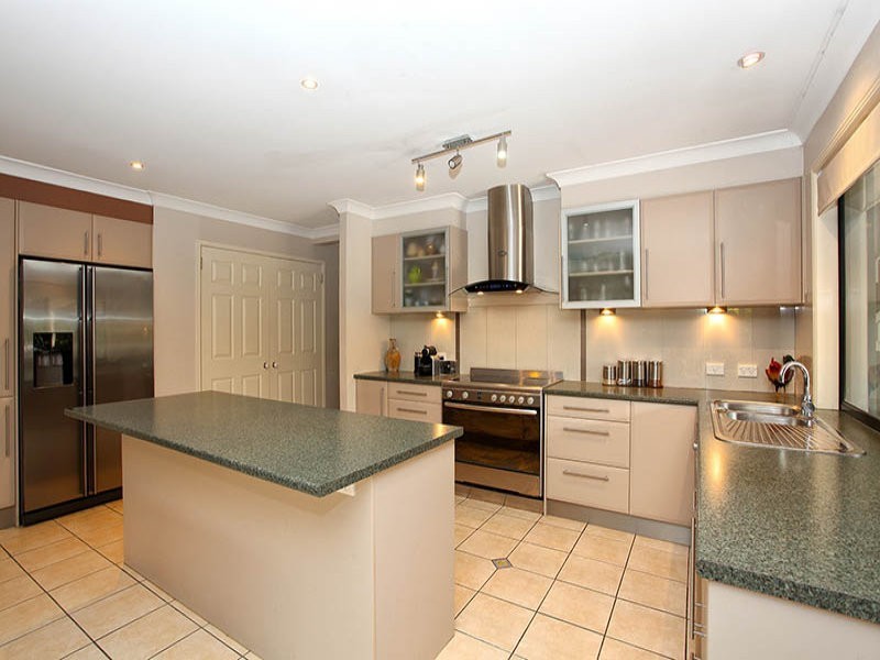 3 Claremont Parade, Forest Lake QLD 4078