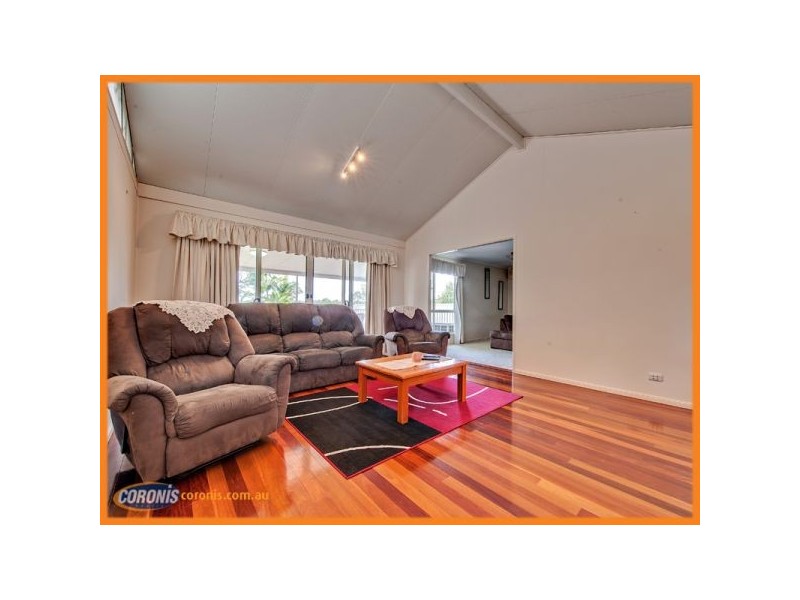 7 Victoria Close, Forest Lake QLD 4078