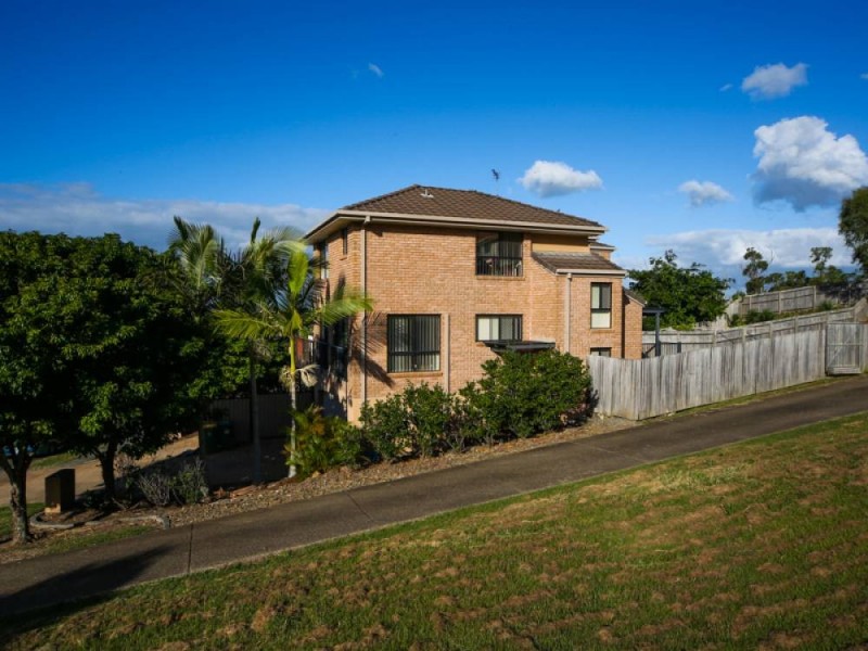 2/86 Kincaid Drive, Highland Park QLD 4211