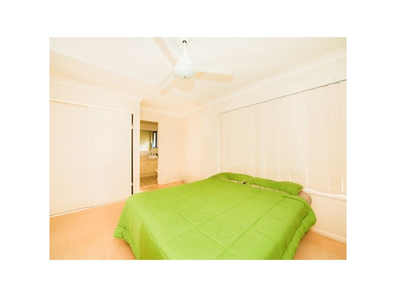 2/86 Kincaid Drive, Highland Park QLD 4211